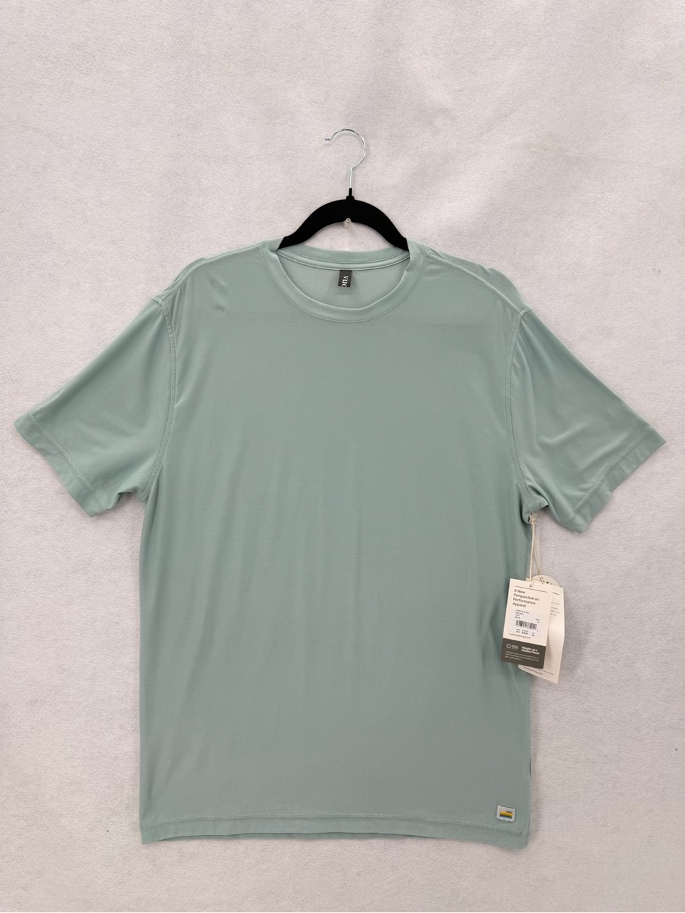 NWT Vuori Men's‎ Strato Tech Tee V123 Sea Spray Size Medium